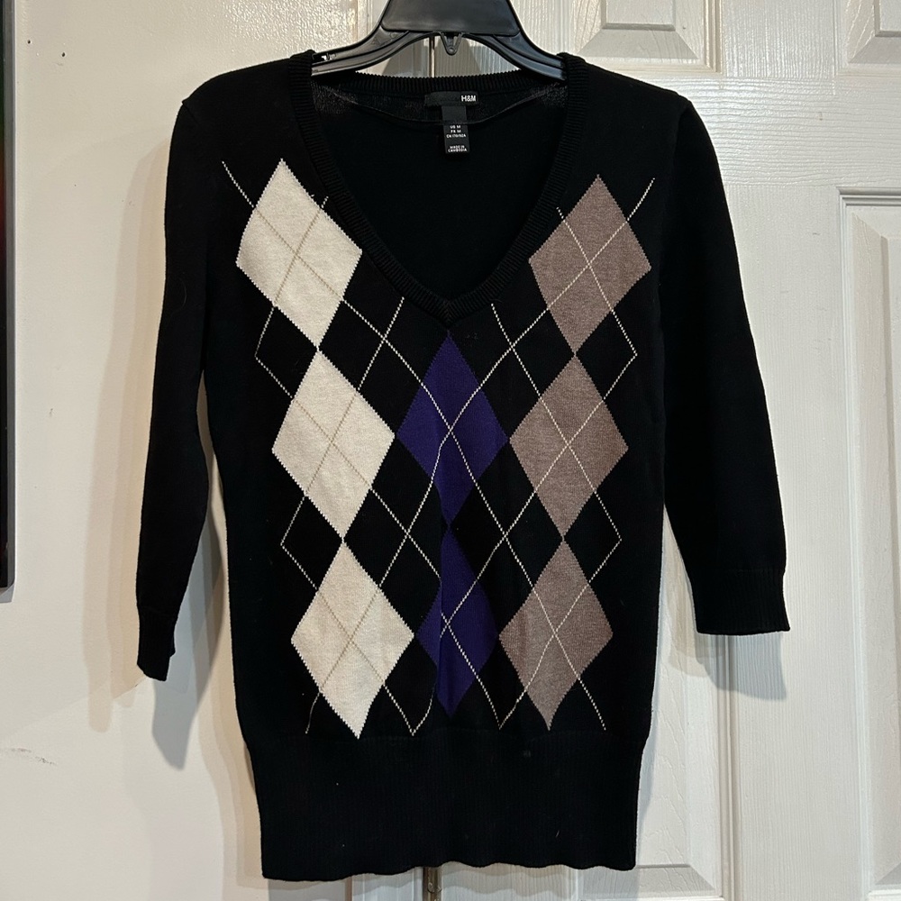 H&M argyle sweater in black, purple, cream and taupe